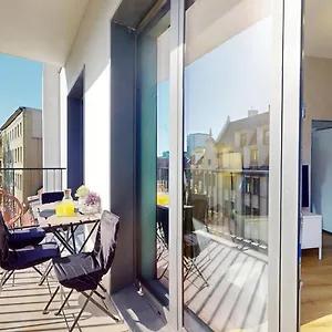 Family House Near The Market Square -perfect For Family & Business - Ksiecia Witolda Street 500 Steps To Market Square - 2 Bedrooms,2 Parking Places Wrocław